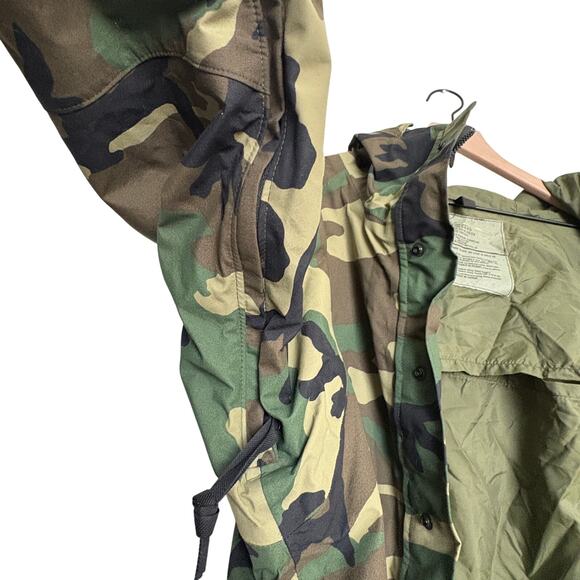 Vintage Military ECWCS Gen 1 Camo Parka Cold Weather Woodland Lg Reg GORPCORE - Picture 3 of 10